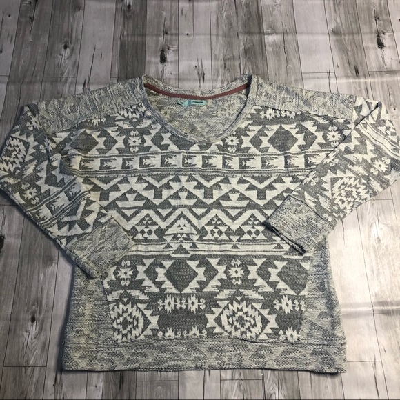 Maurices Tops - Maurices Top Womens Large Aztec Long Sleeve Heathered Southwestern